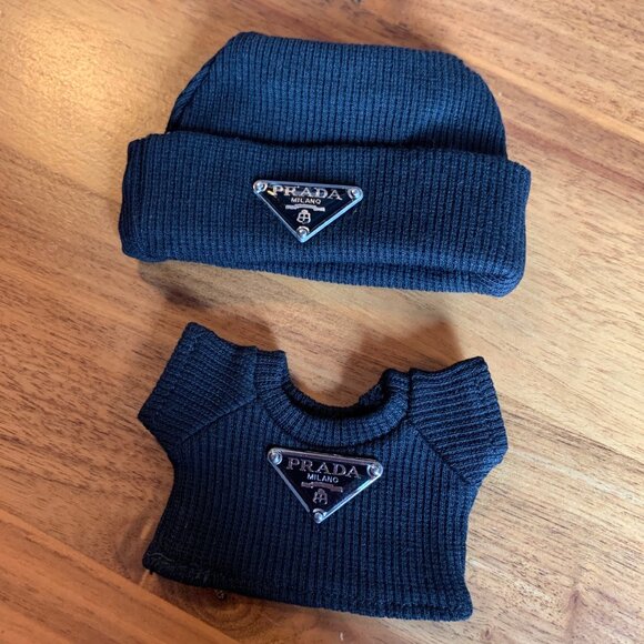 2 - piece Labubu outfit - Picture 1 of 1